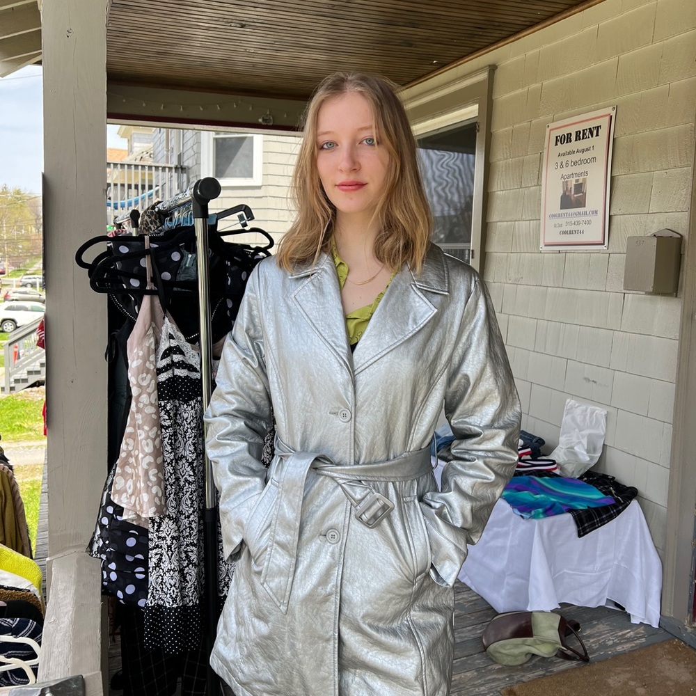 Meet your Posher, Chloe